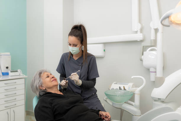 Best Emergency Gum Treatment in Naples, TX