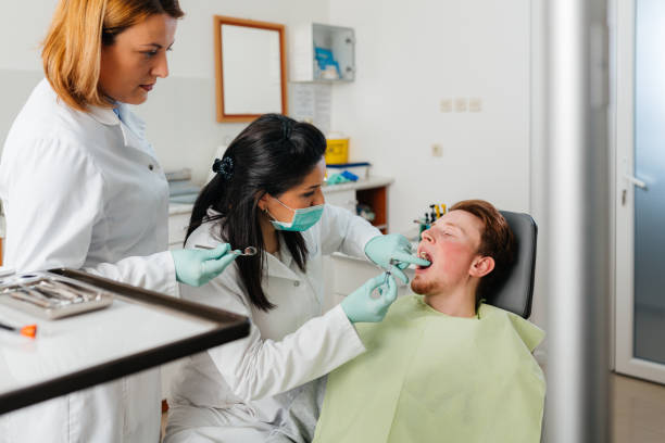 Best Emergency Treatment for Dental Infections or Abscesses in Naples, TX